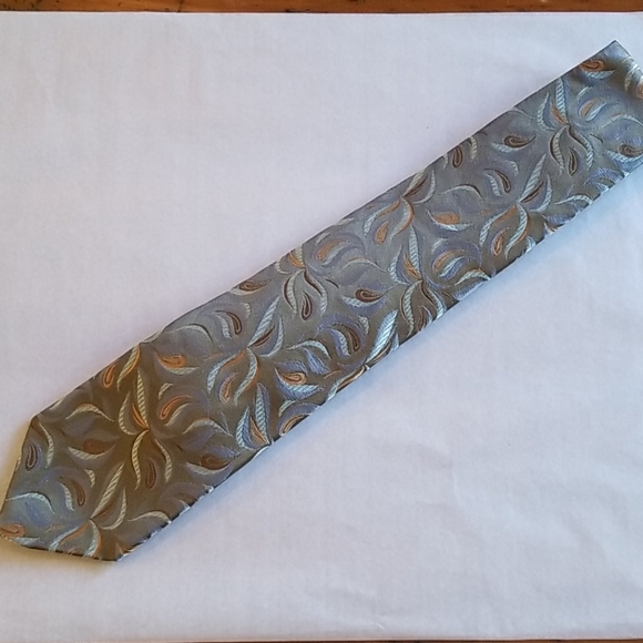 XMI Platinum Silk Tie - Picture 2 of 7